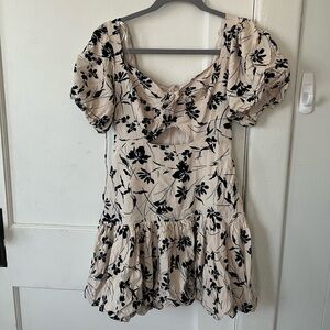 ASTR The Label Cream Puff Sleeve Floral Dress